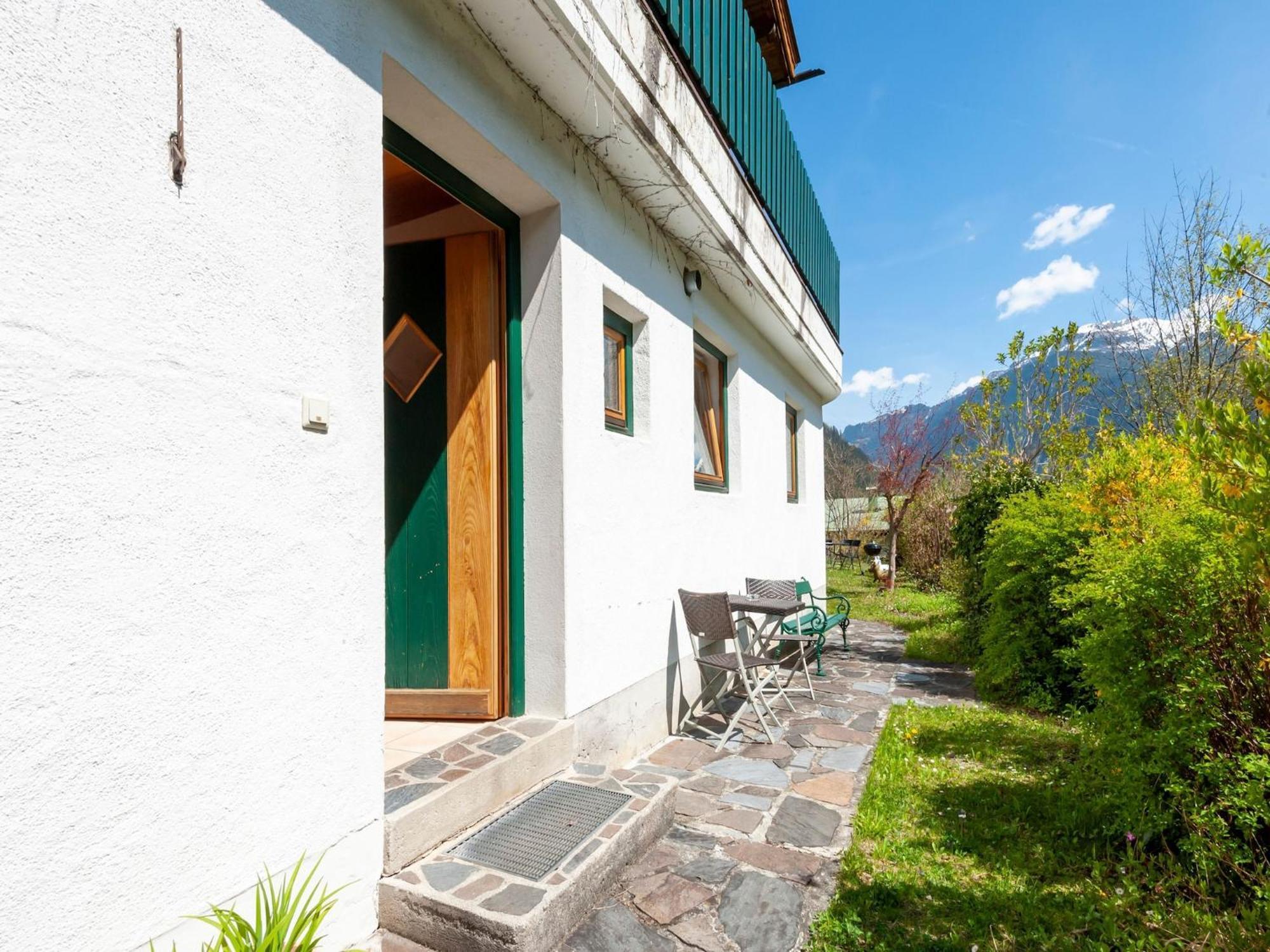 Comfortable In With Garden Apartment Mayrhofen